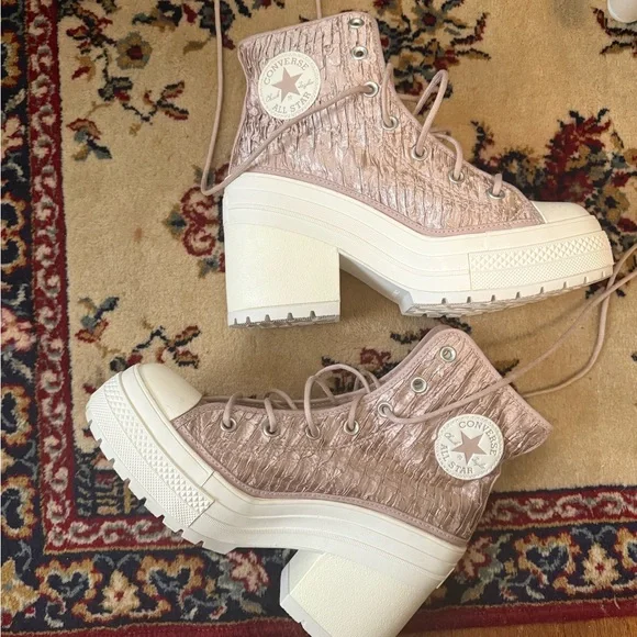 Converse Chuck 70 De Lux Satin High-Top Platform Sneakers - Picture 4 of 5